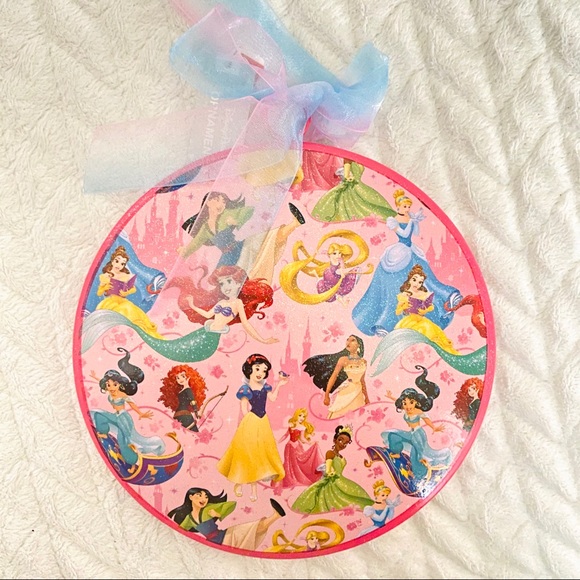 ππ large Disney Princess Glitter Ornament - Picture 1 of 6
